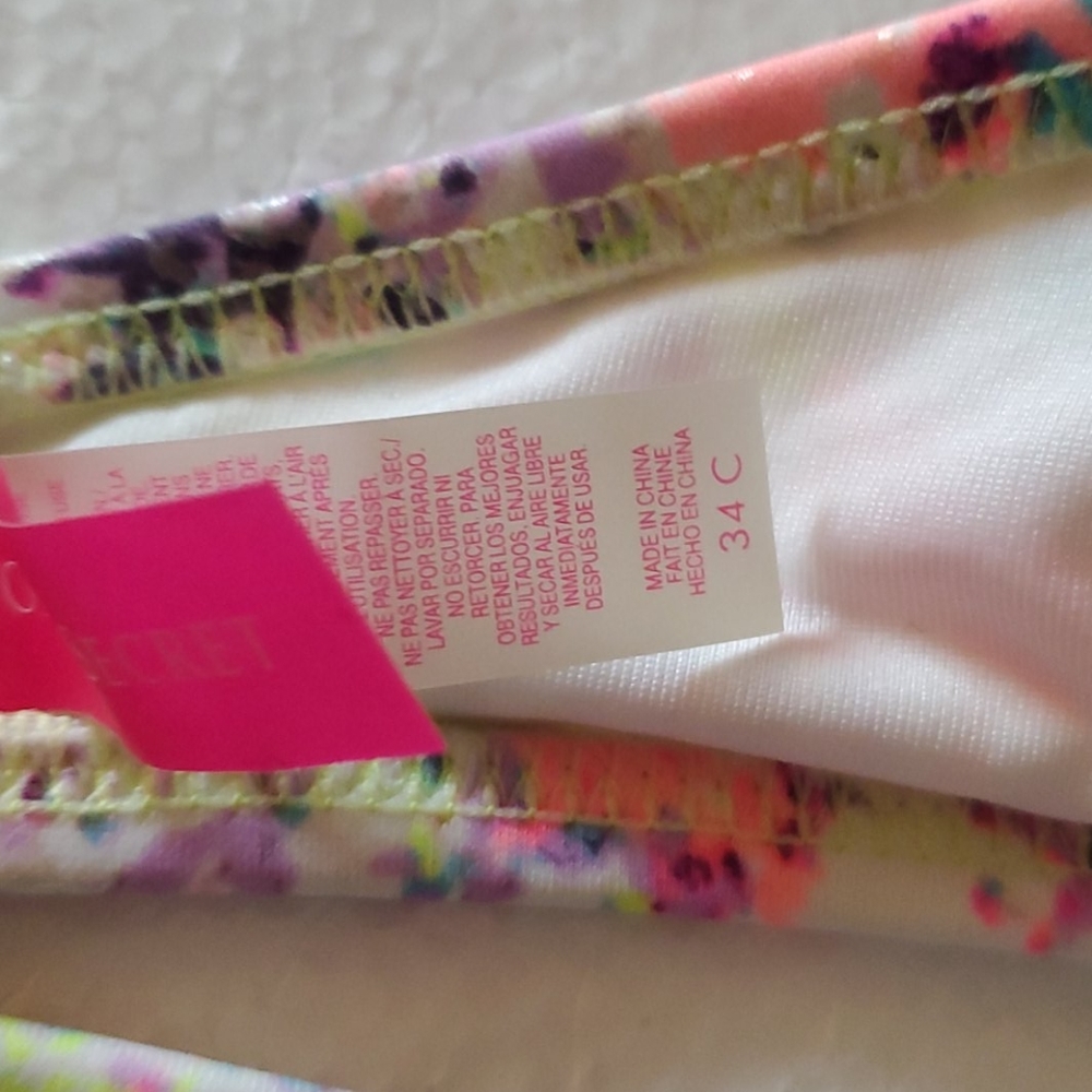 Victoria Secret Strapless swim top - Picture 5 of 5